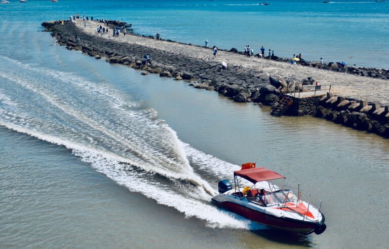 Amador Causeway