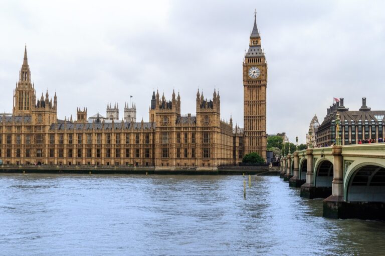Big Ben & Houses of Parliament