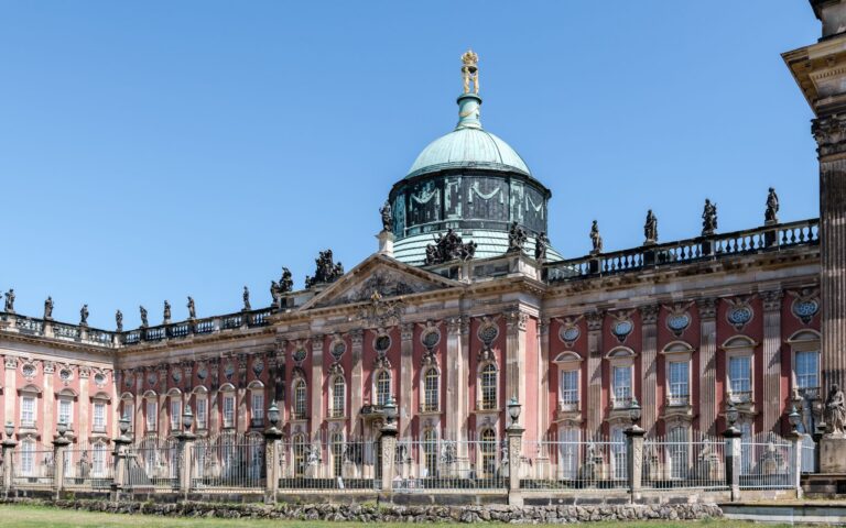 Neues Schloss (New Palace)