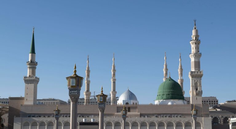 Al-Masjid an-Nabawi in Medina