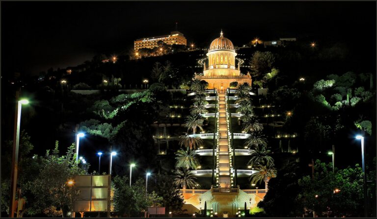 Baha'i Gardens