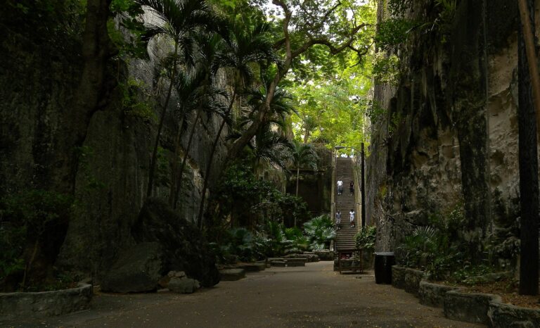 Queen's Staircase